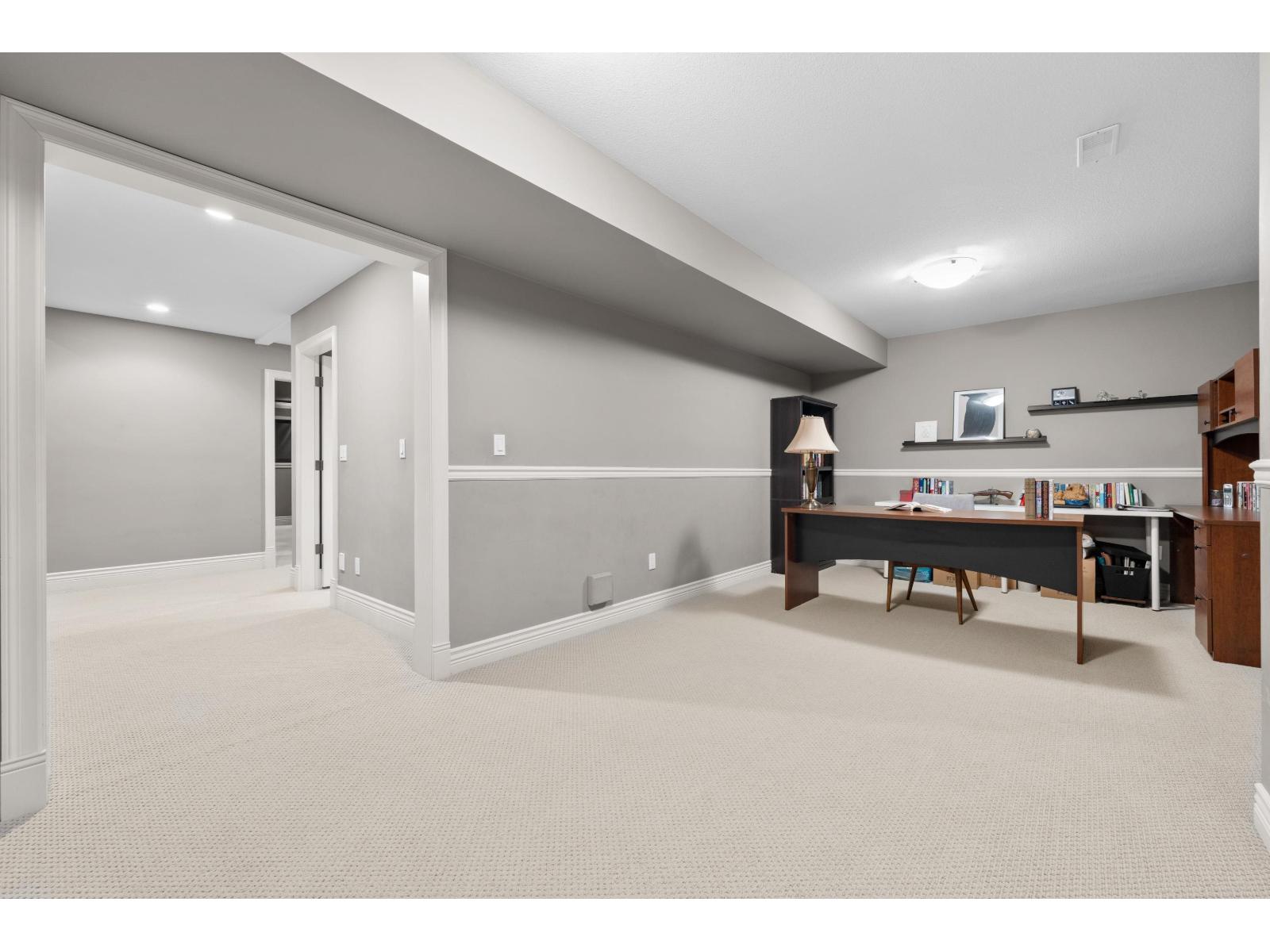 15791 39a Avenue Property Photo 35