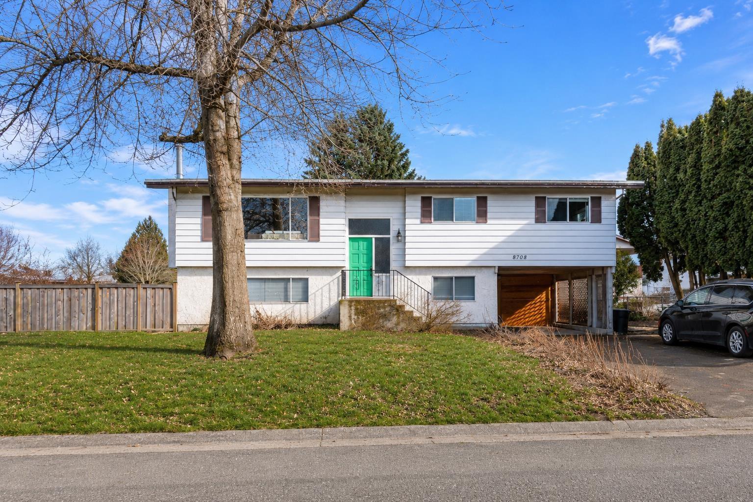 8708 Cornwall Crescent Property Photo 1