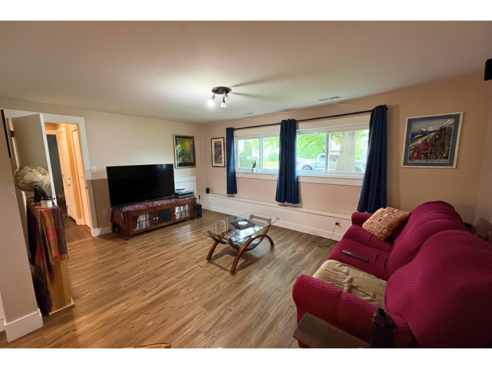 8708 Cornwall Crescent Property Photo 29