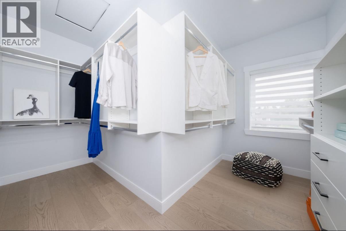 12111 Trites Road Property Photo 12