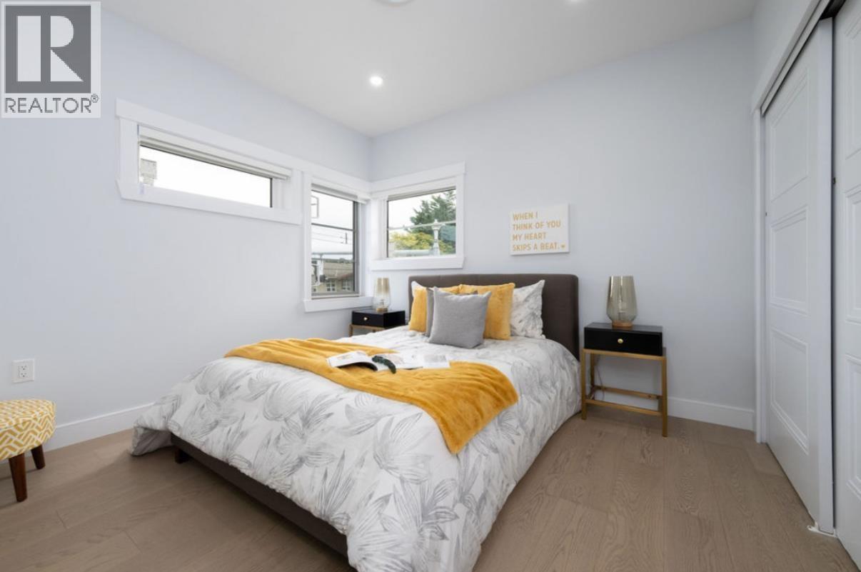 12111 Trites Road Property Photo 18
