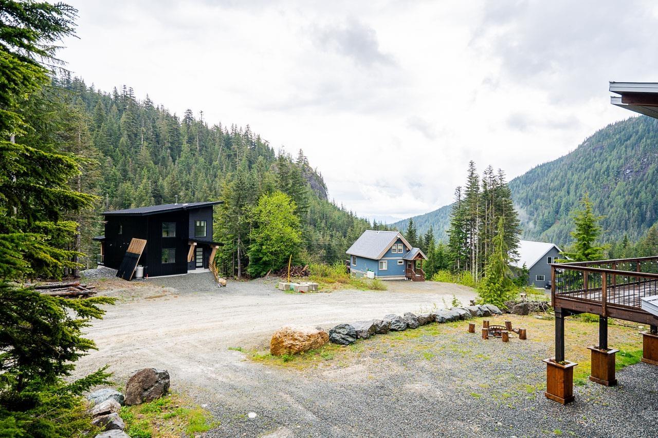 47020 Snowmist Drive Property Photo 31