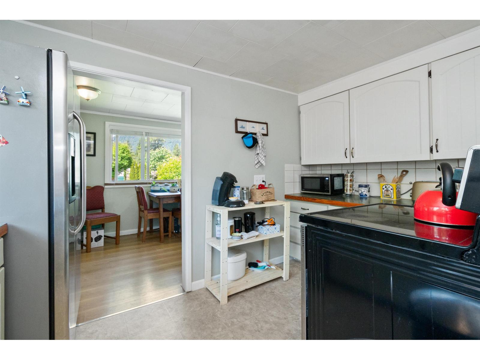 435 Hemlock Avenue Property Photo 16