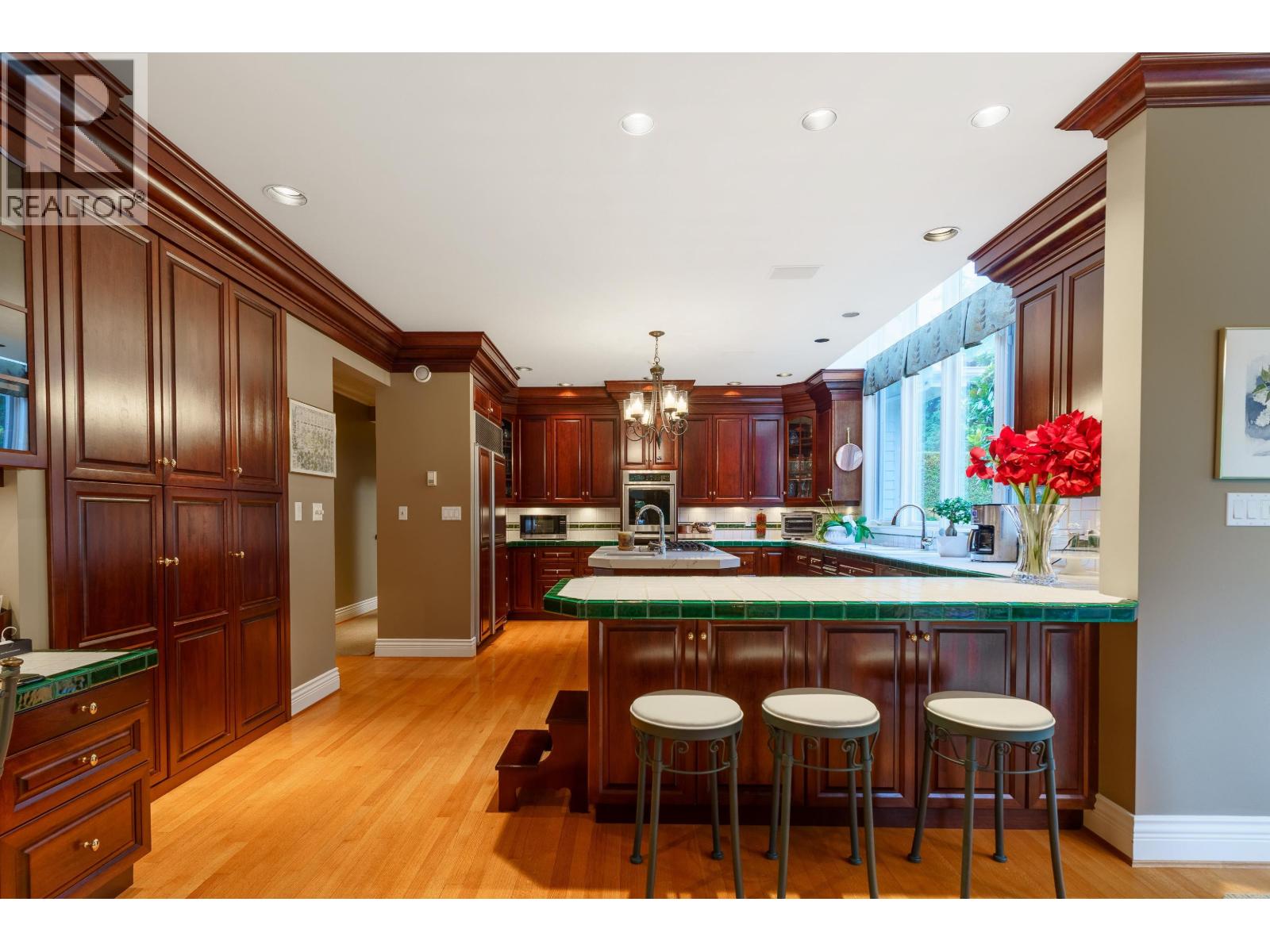 12739 236a Street Property Photo 10
