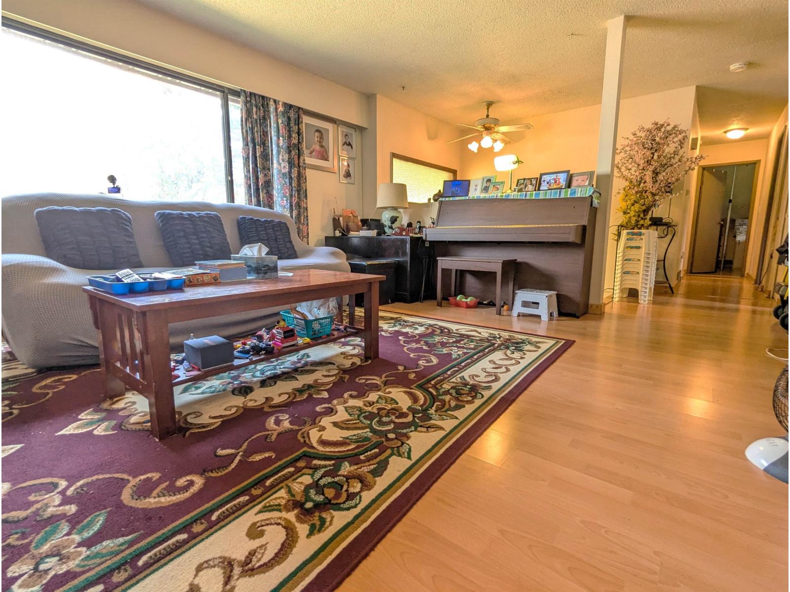 12770 102 Avenue Property Photo 5