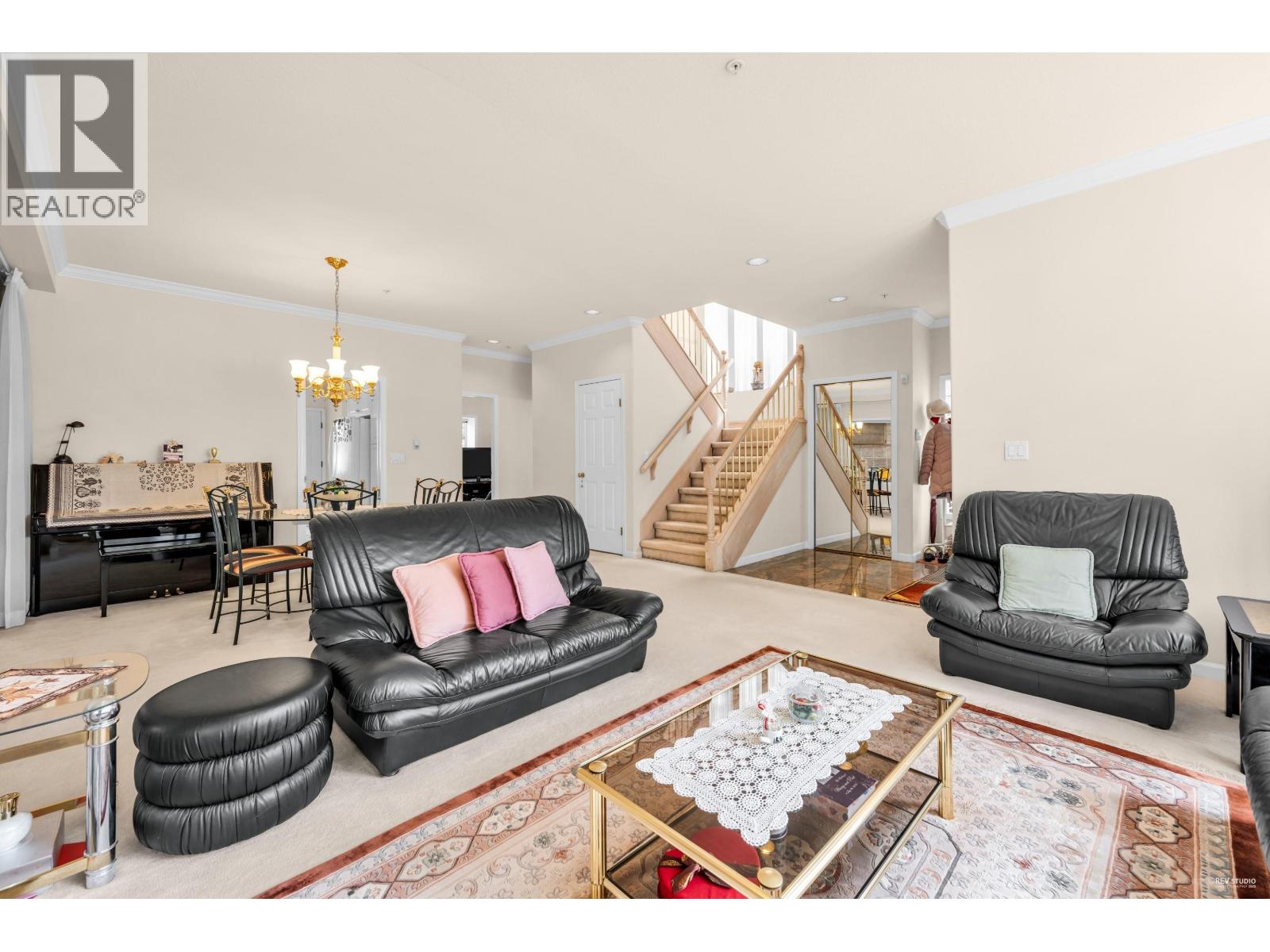 6388 Laburnum Street Property Photo 3