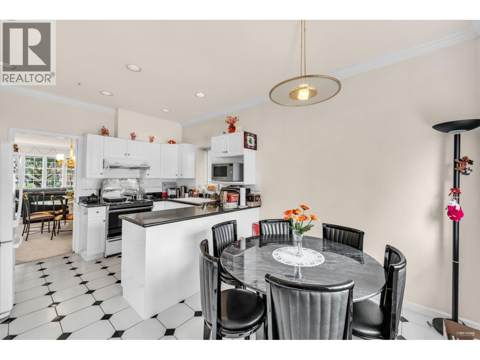 6388 Laburnum Street Property Photo 13