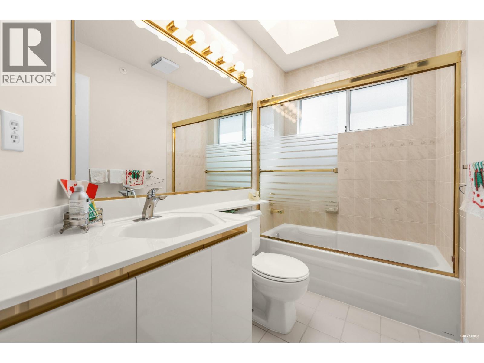6388 Laburnum Street Property Photo 21