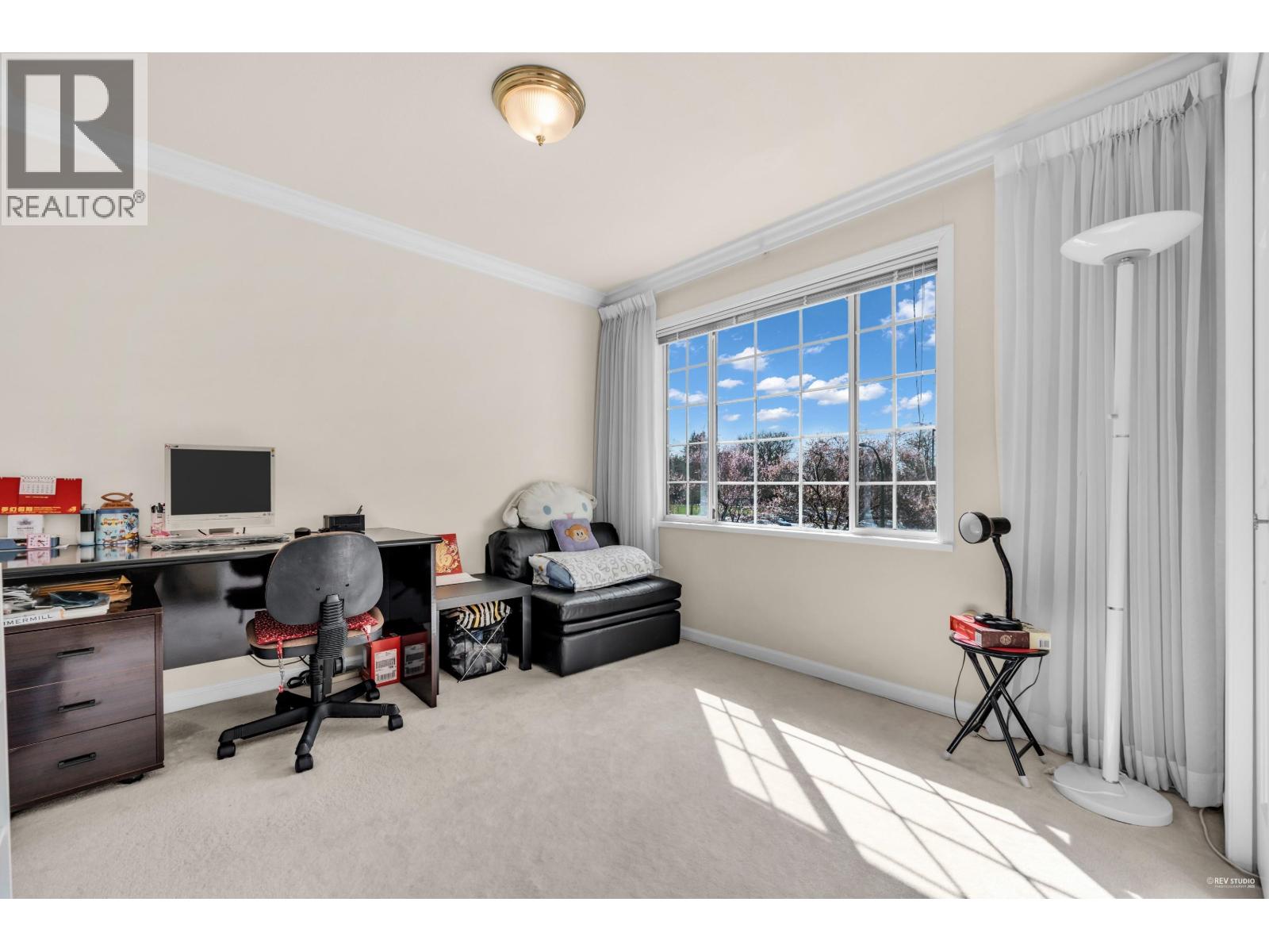 6388 Laburnum Street Property Photo 22