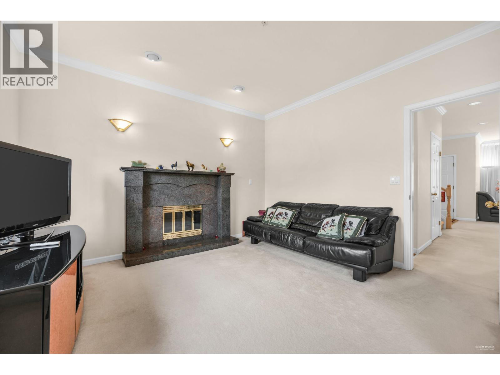 6388 Laburnum Street Property Photo 23