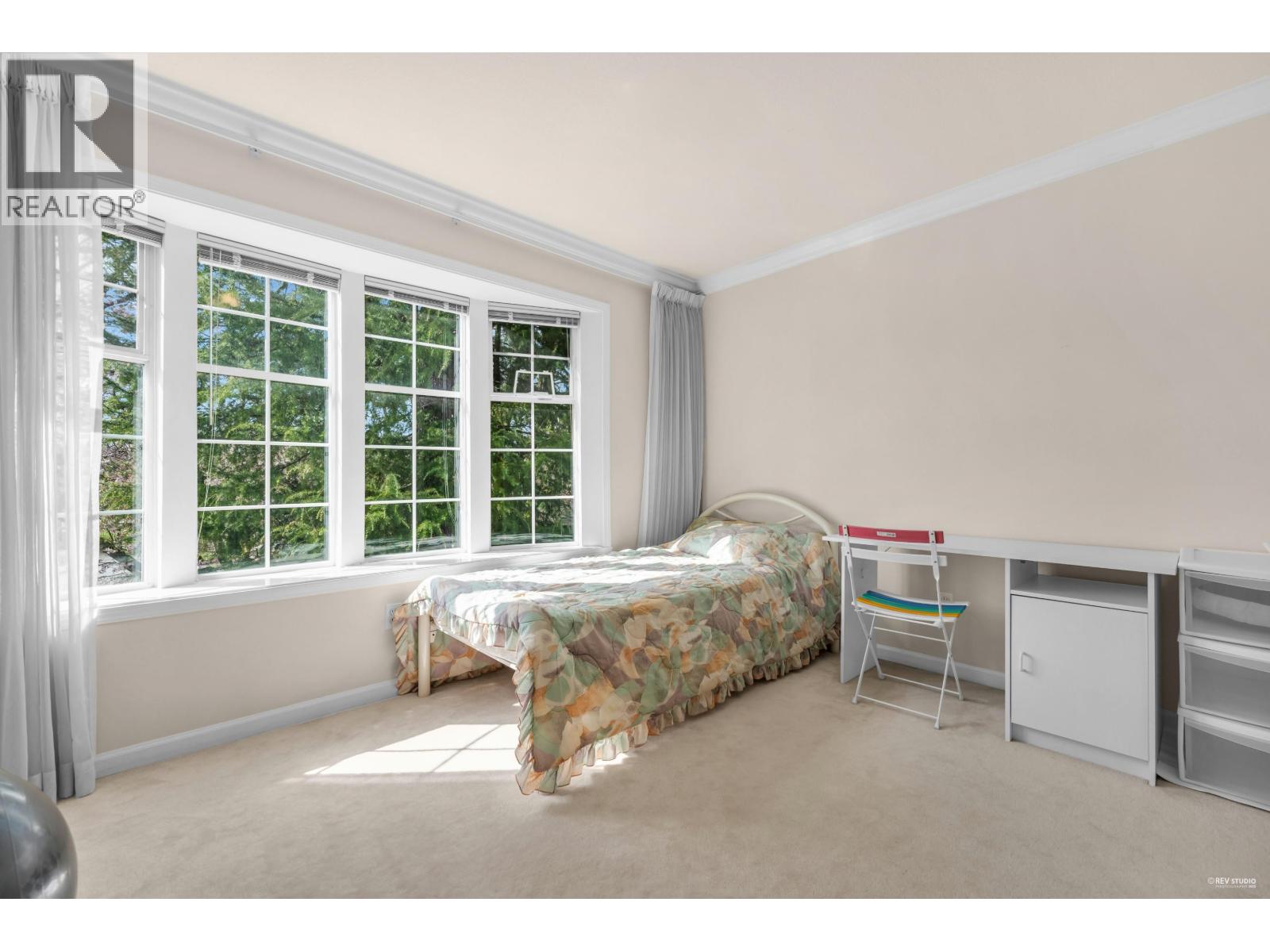 6388 Laburnum Street Property Photo 27