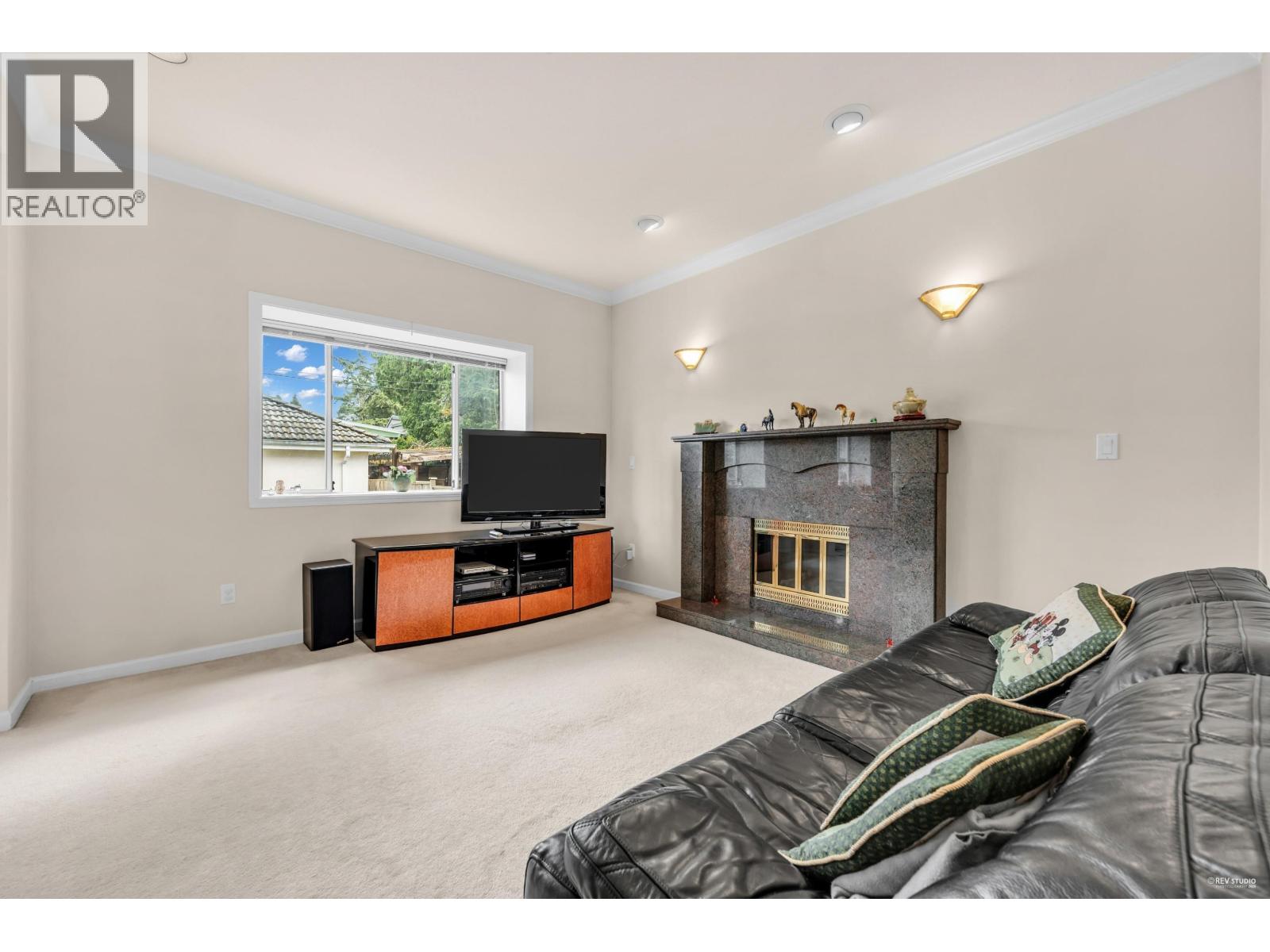 6388 Laburnum Street Property Photo 28