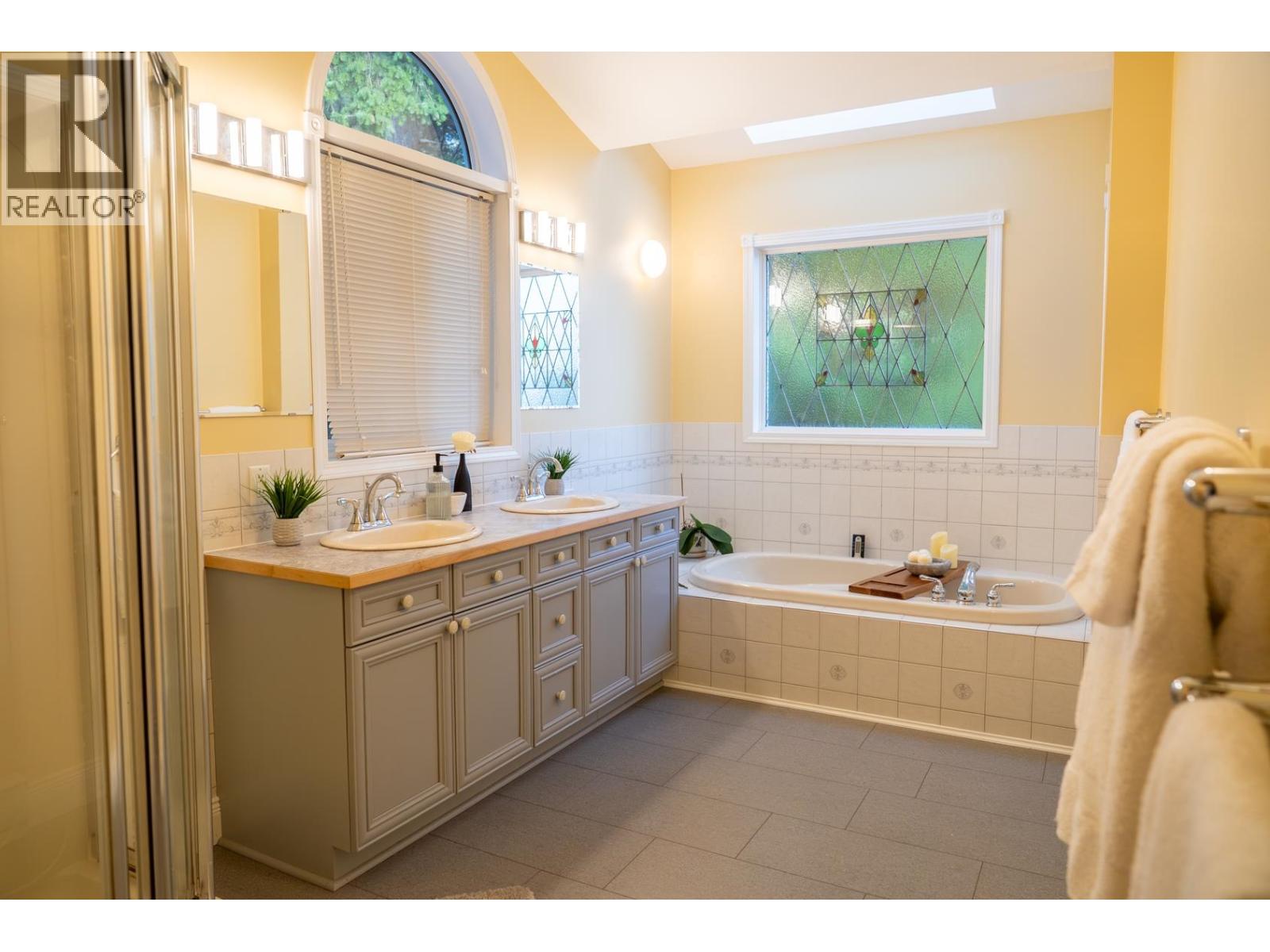 37189 Schooner Way Property Photo 14