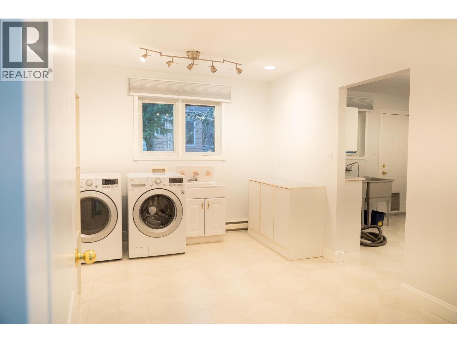 37189 Schooner Way Property Photo 18