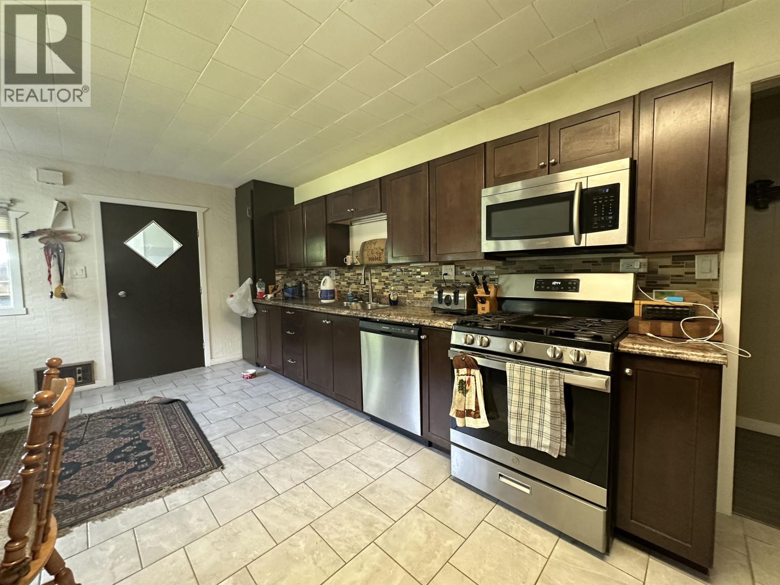5038 Likely Street Property Photo 10