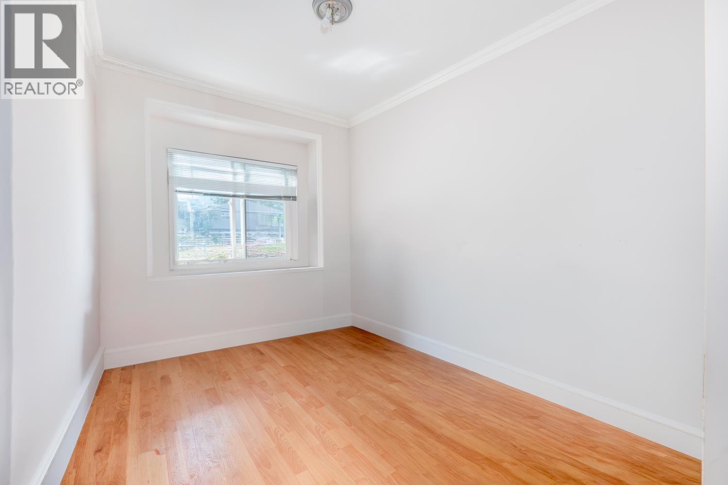 5671 Earles Street Property Photo 12