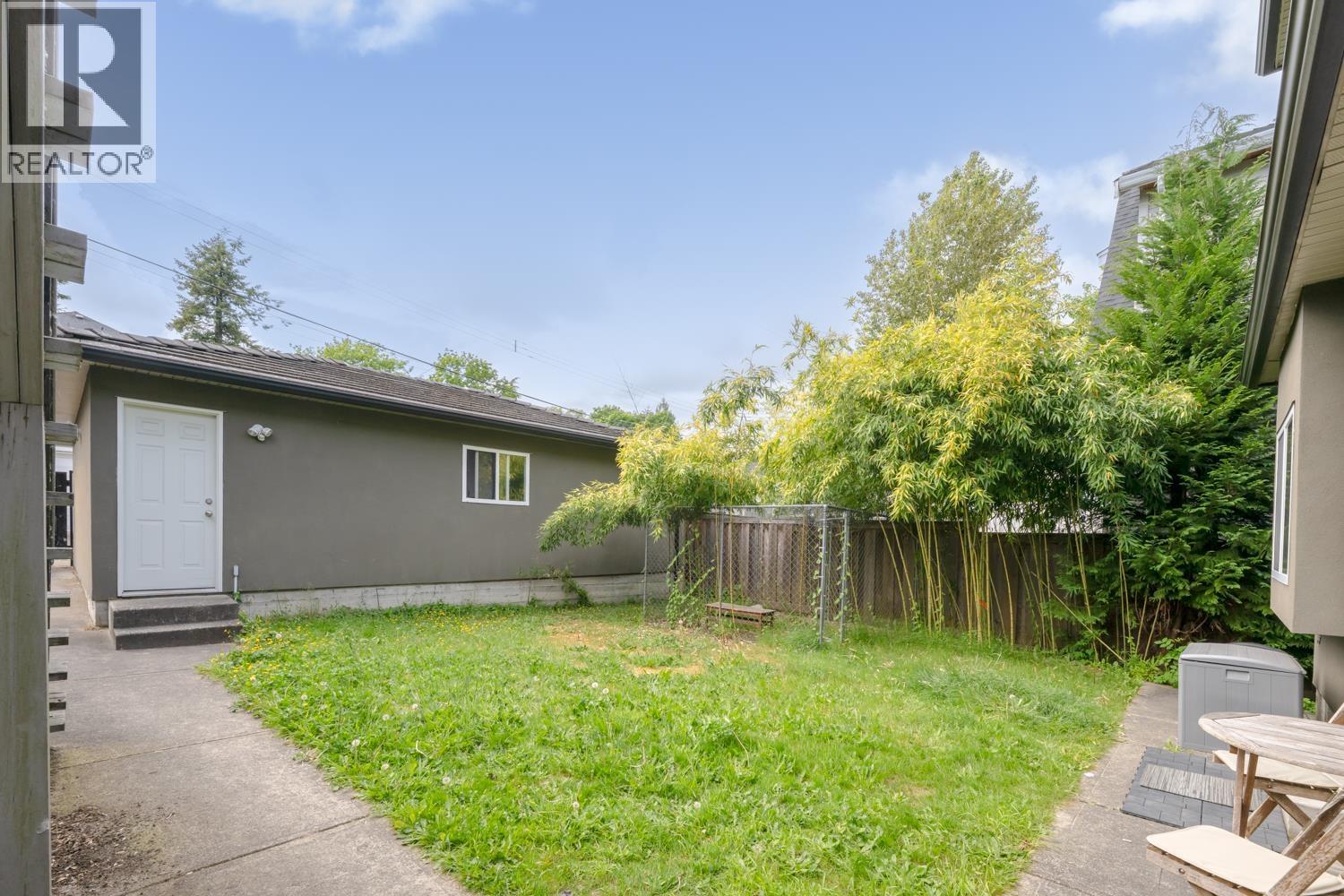 5671 Earles Street Property Photo 30