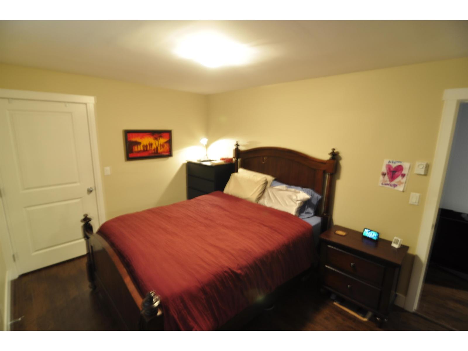 19029 67a Avenue Property Photo 5