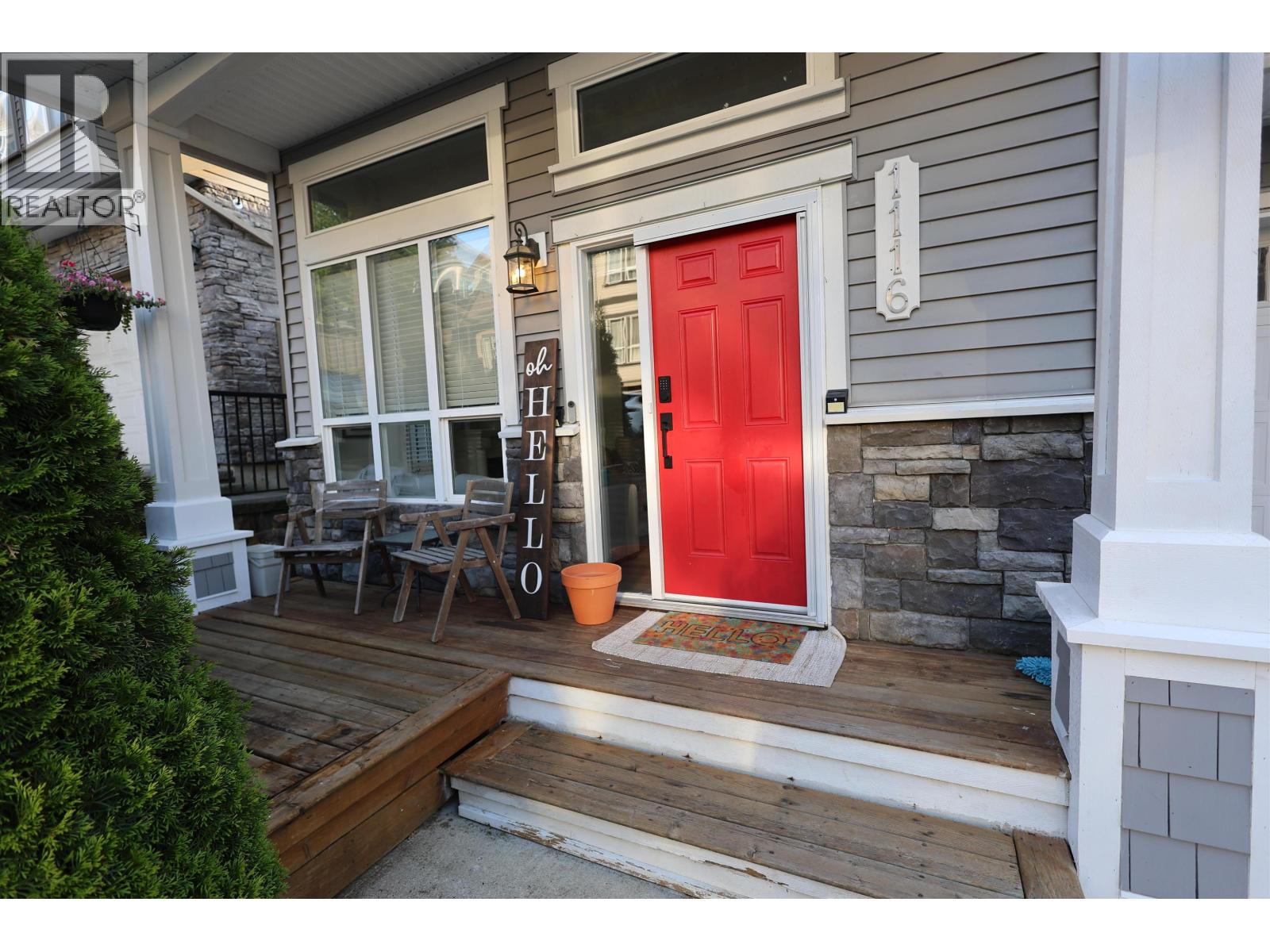 1116 11497 236 Street Property Photo 3