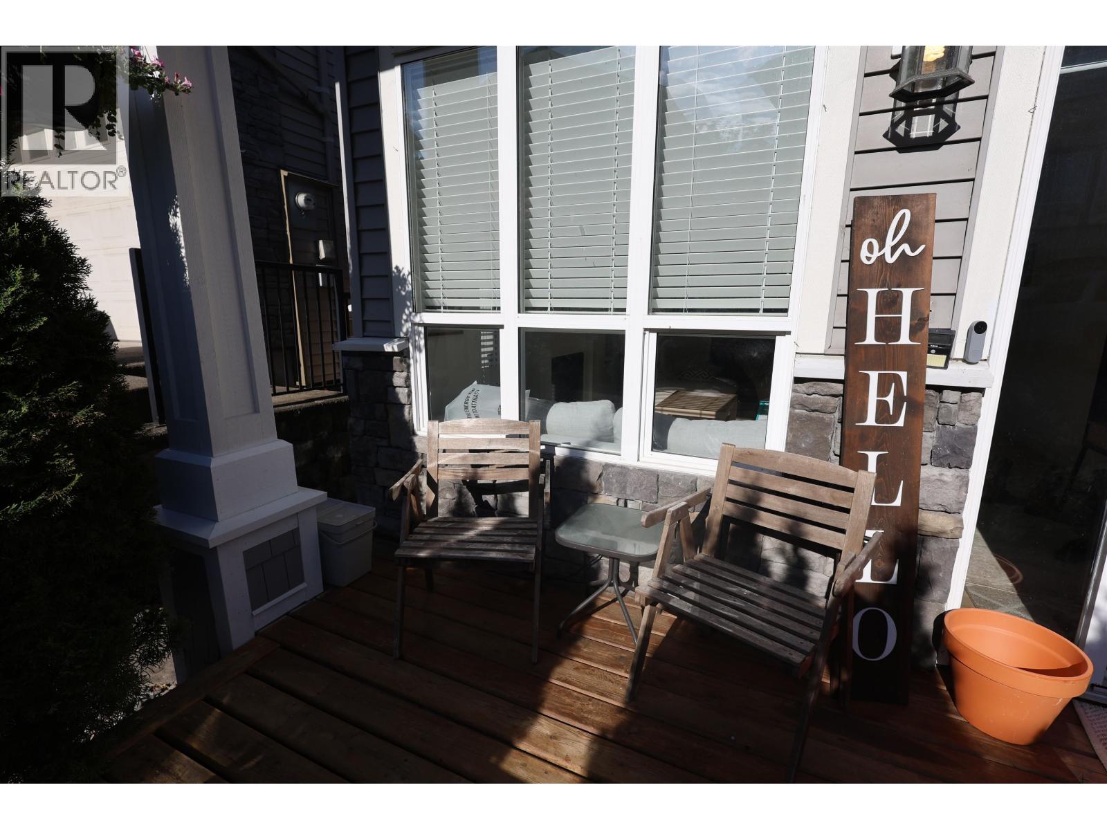 1116 11497 236 Street Property Photo 4