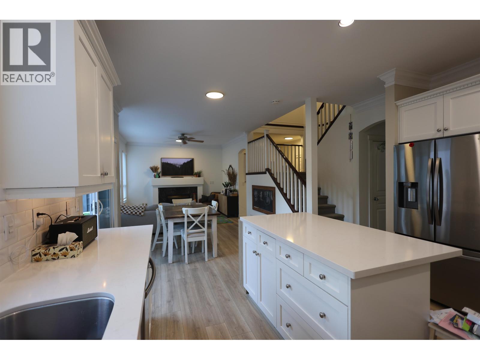 1116 11497 236 Street Property Photo 8