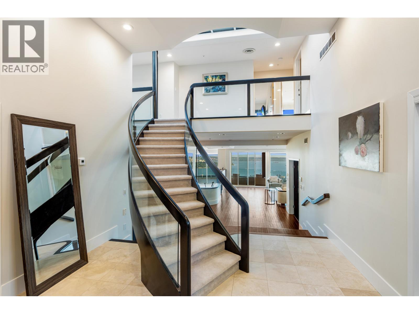 1526 Chippendale Court Property Photo 10