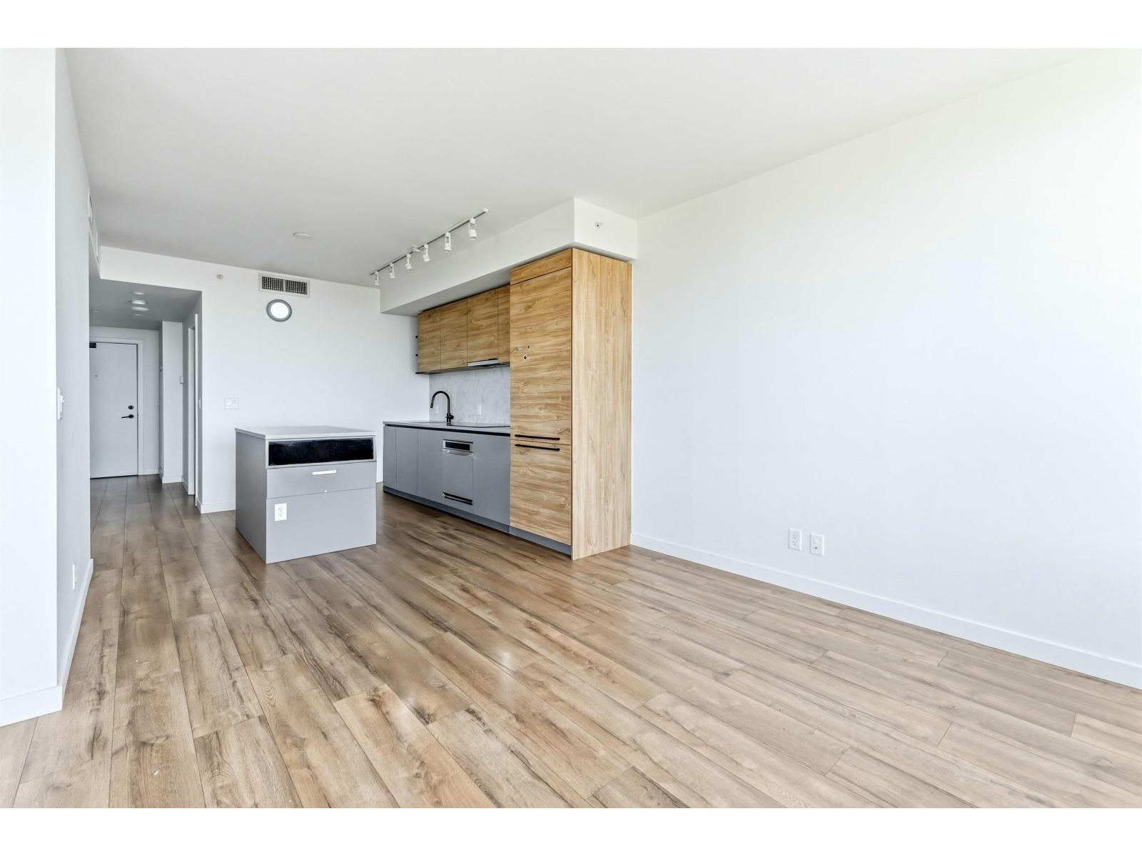 2501 10448 University Drive Property Photo 18