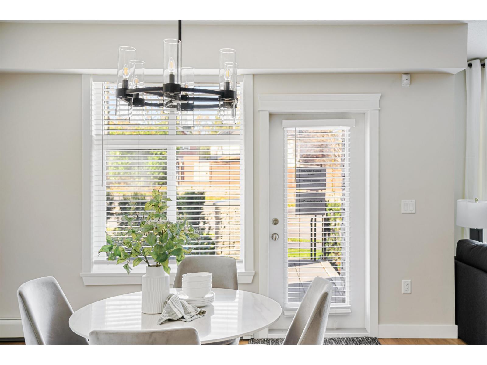524 11063 Ravine Road Property Photo 7