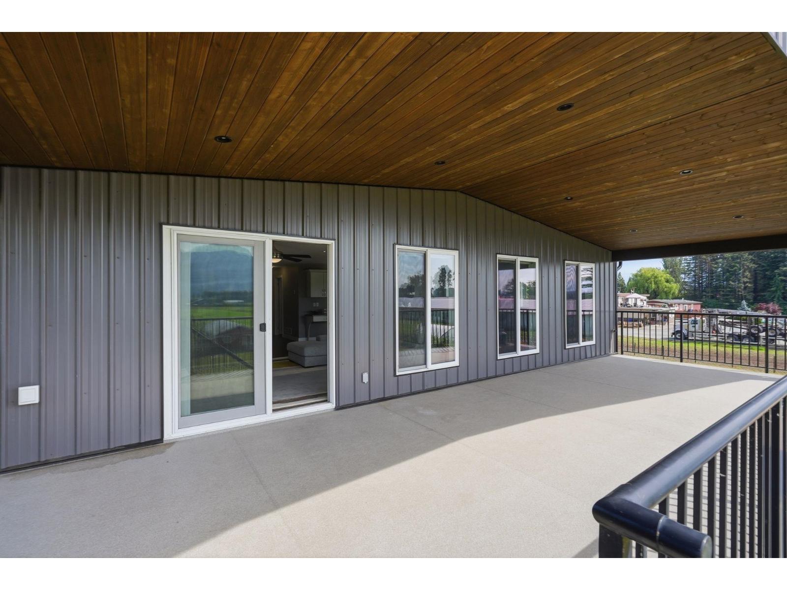 6155 Blackburn Road Property Photo 15