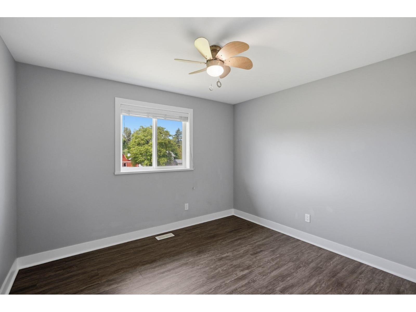 6155 Blackburn Road Property Photo 19