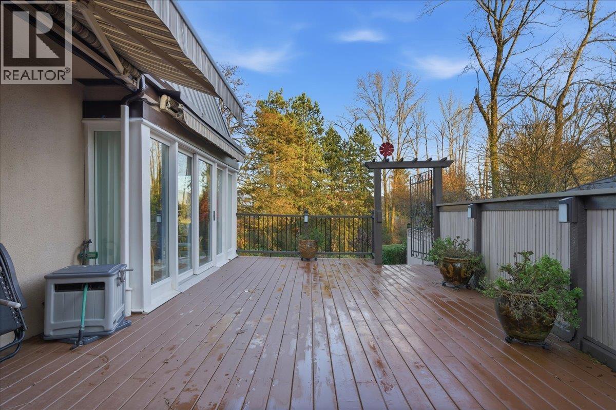 488 Glenbrook Street Property Photo 17