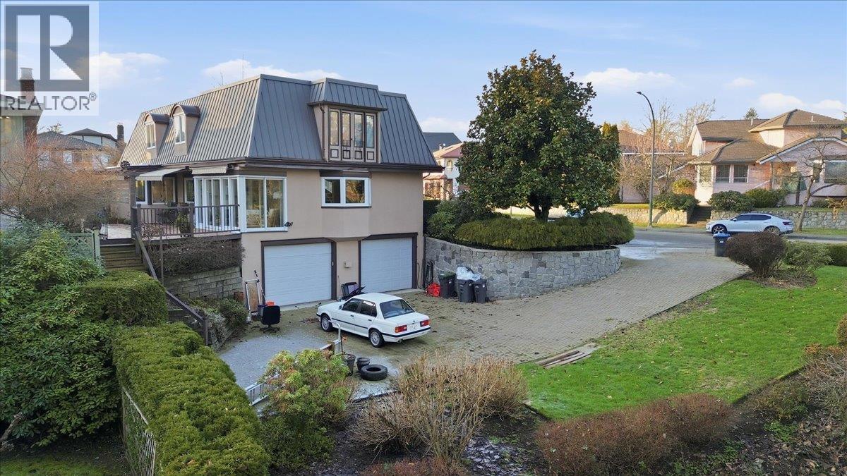 488 Glenbrook Street Property Photo 36
