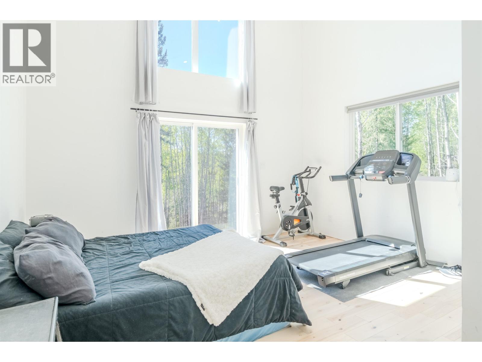 6282 Hillside Drive Property Photo 19