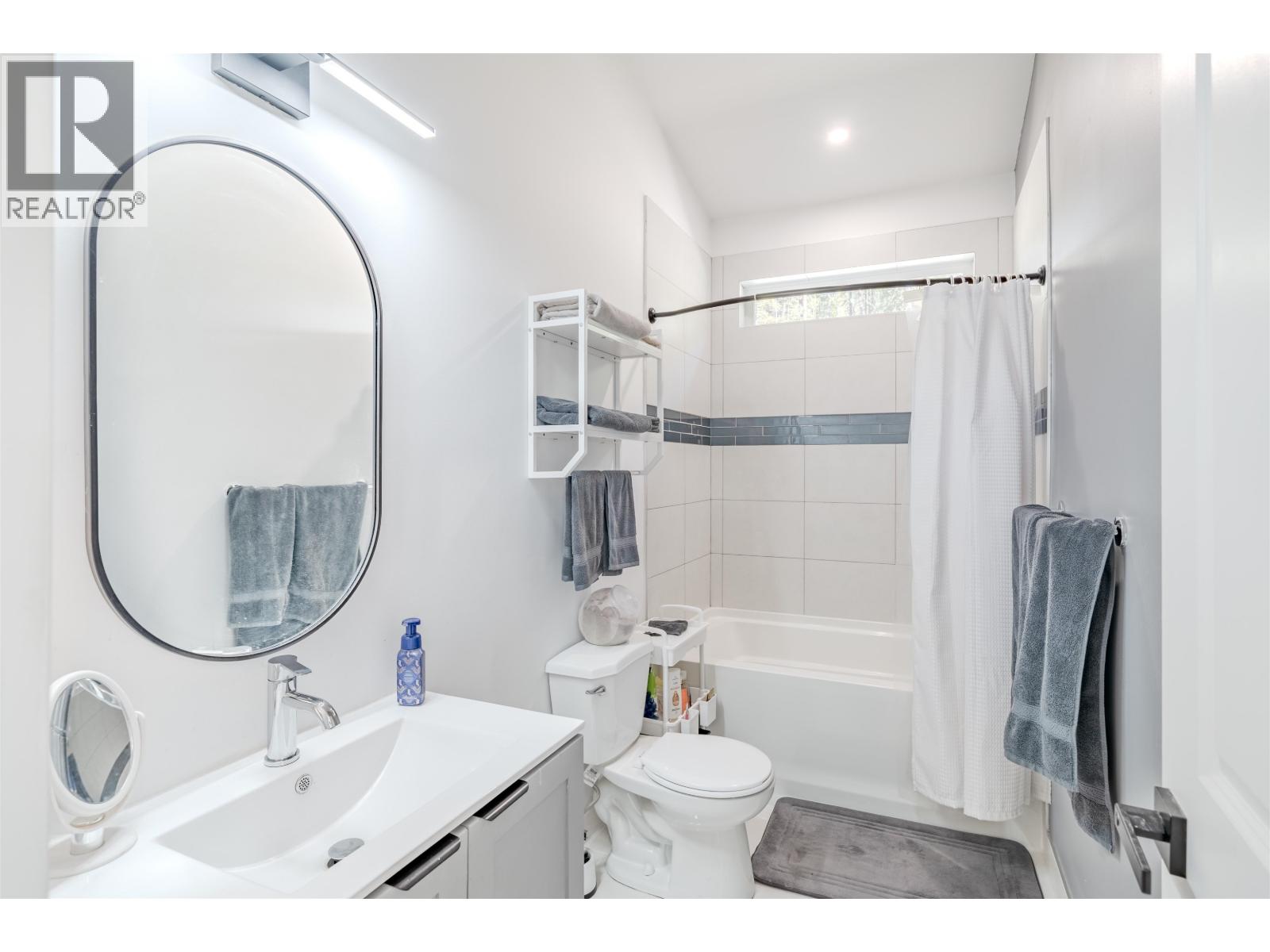 6282 Hillside Drive Property Photo 21