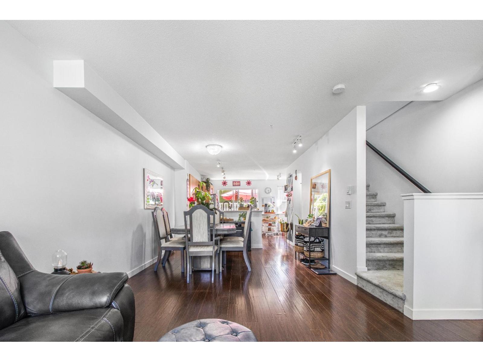 92 20875 80 Avenue Property Photo 13