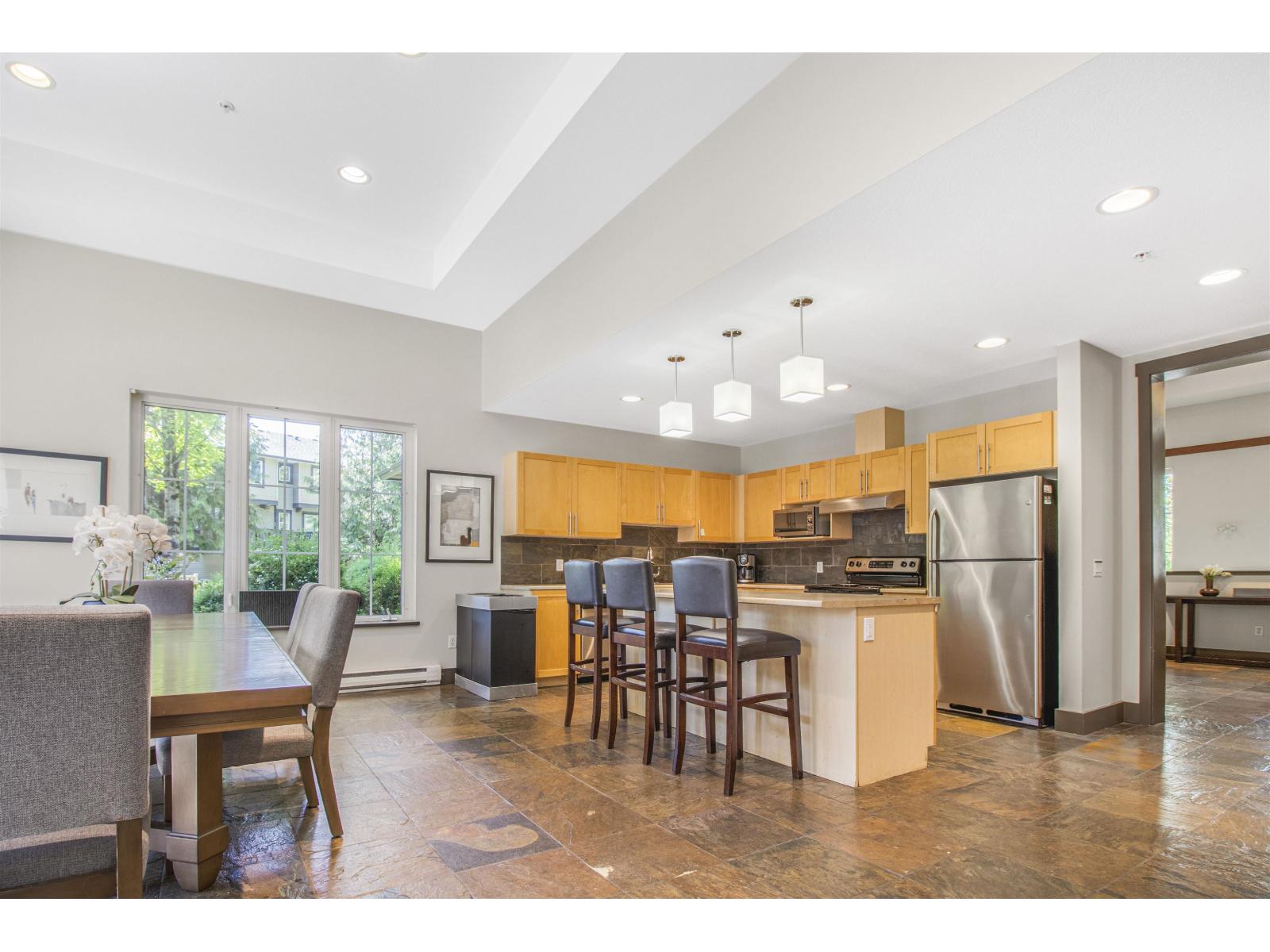 92 20875 80 Avenue Property Photo 27