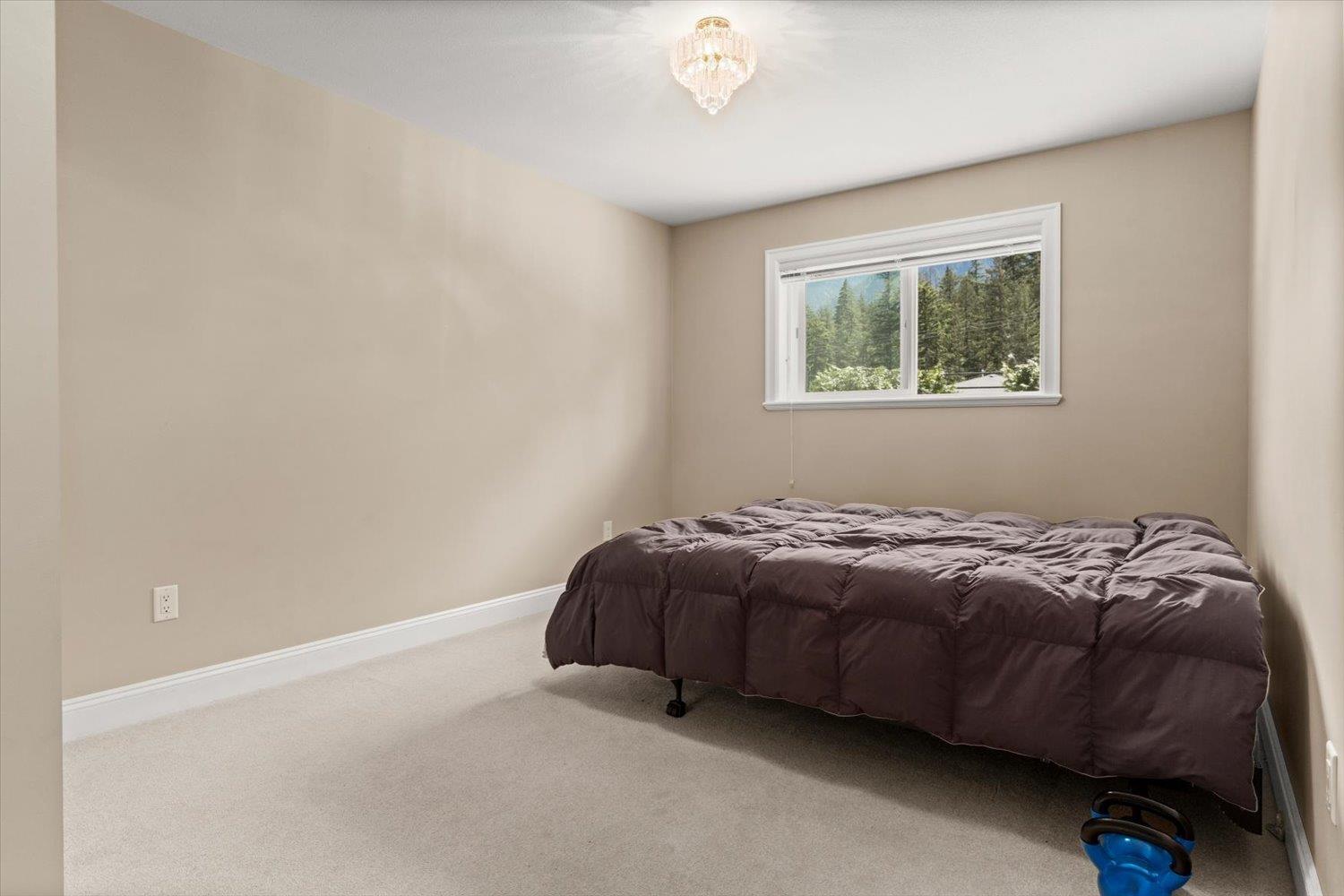 20074 Birch Place Property Photo 25
