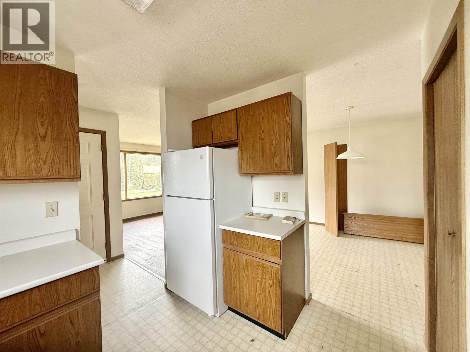 4086 Fourth Avenue Property Photo 5