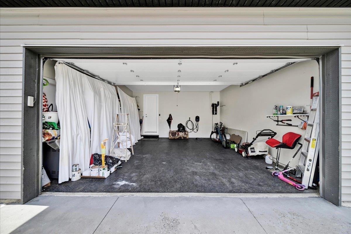 5932 139a Street Property Photo 33