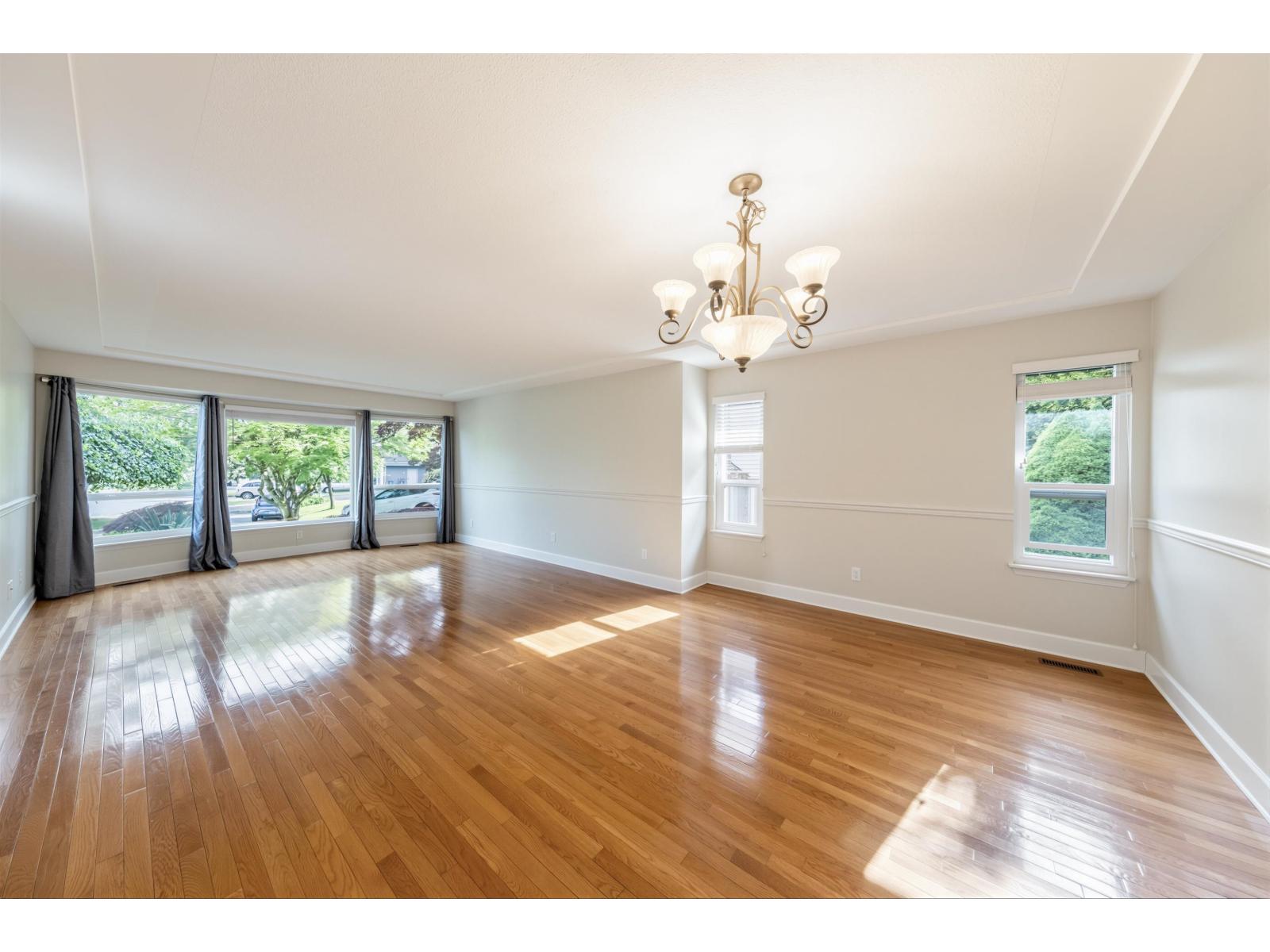 14816 20a Avenue Property Photo 10