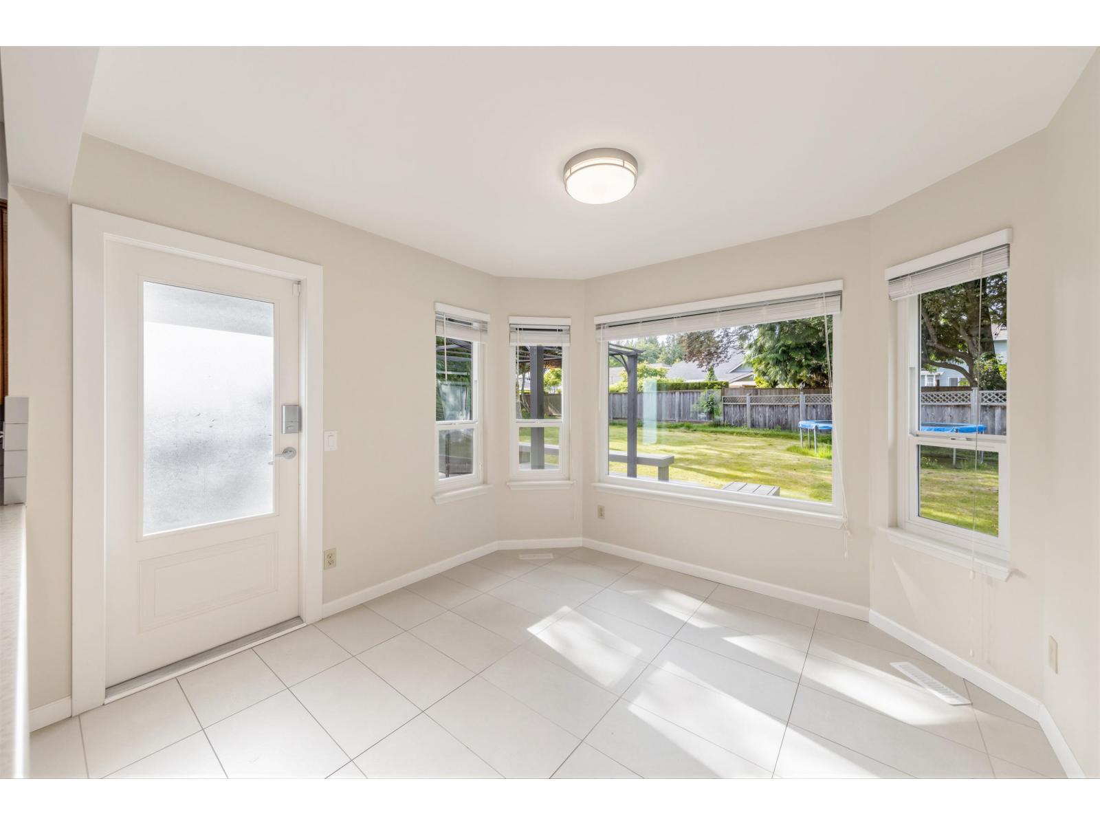 14816 20a Avenue Property Photo 15