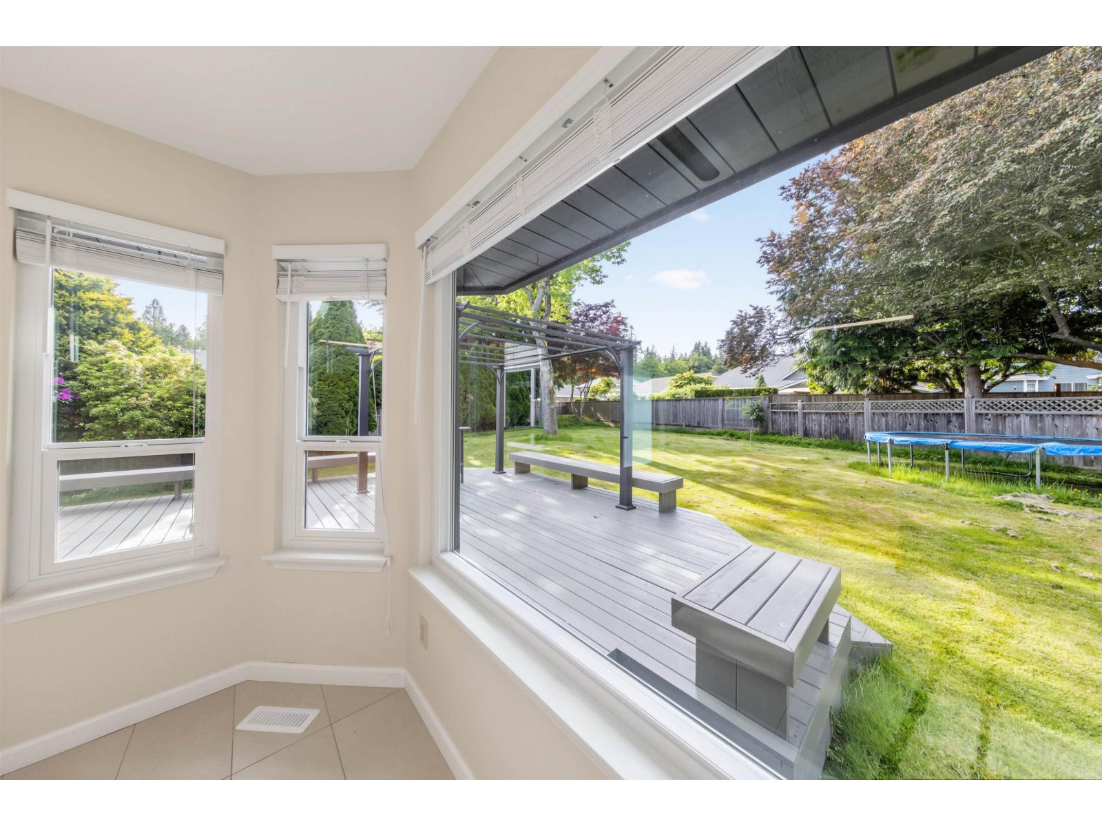 14816 20a Avenue Property Photo 16