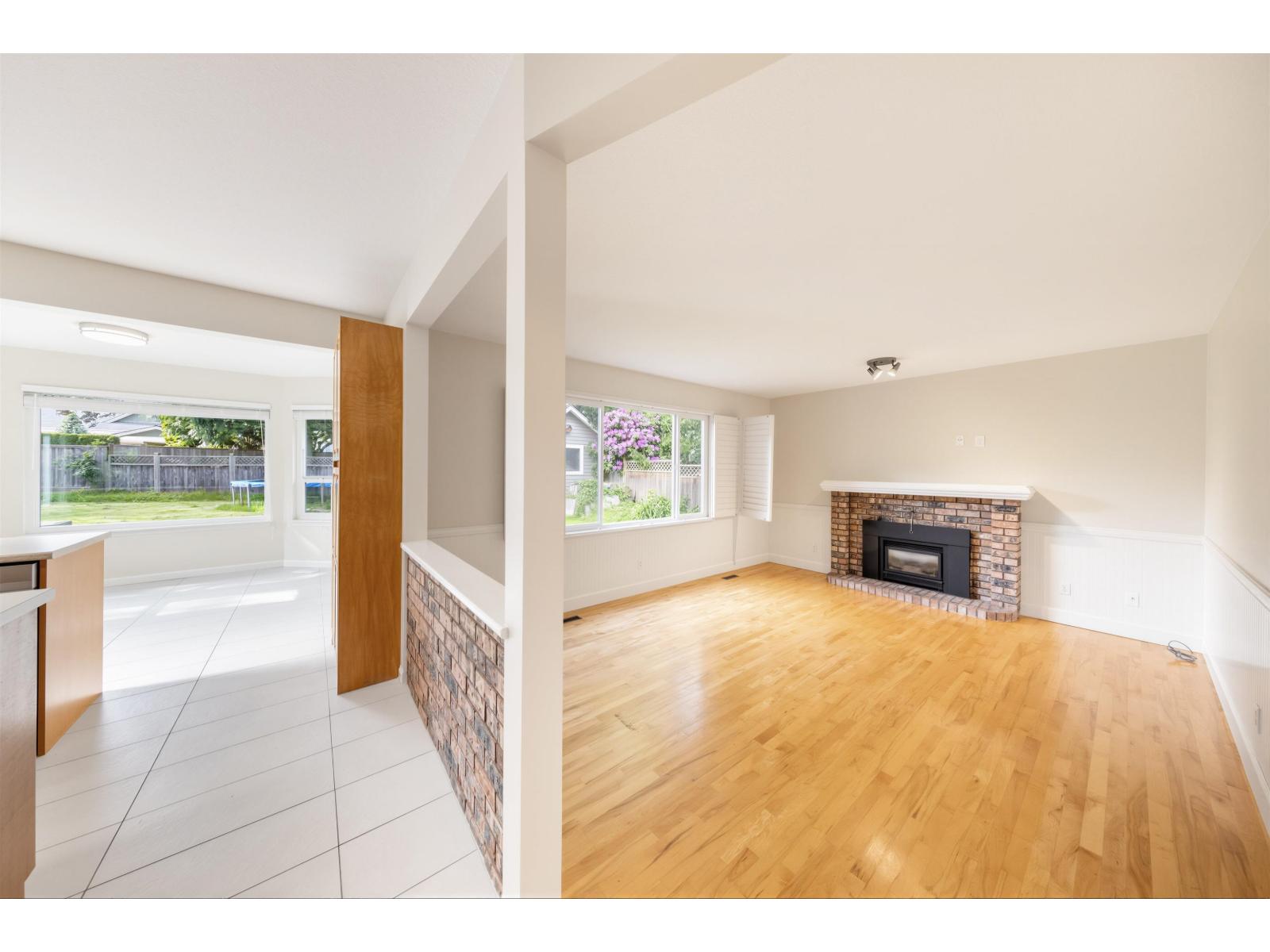 14816 20a Avenue Property Photo 19