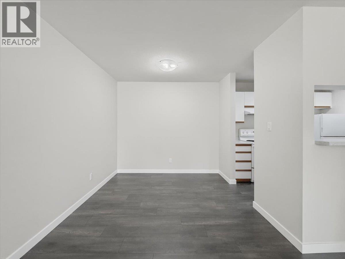 204 7431 Blundell Road Property Photo 5