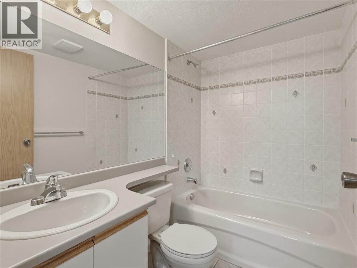 204 7431 Blundell Road Property Photo 6