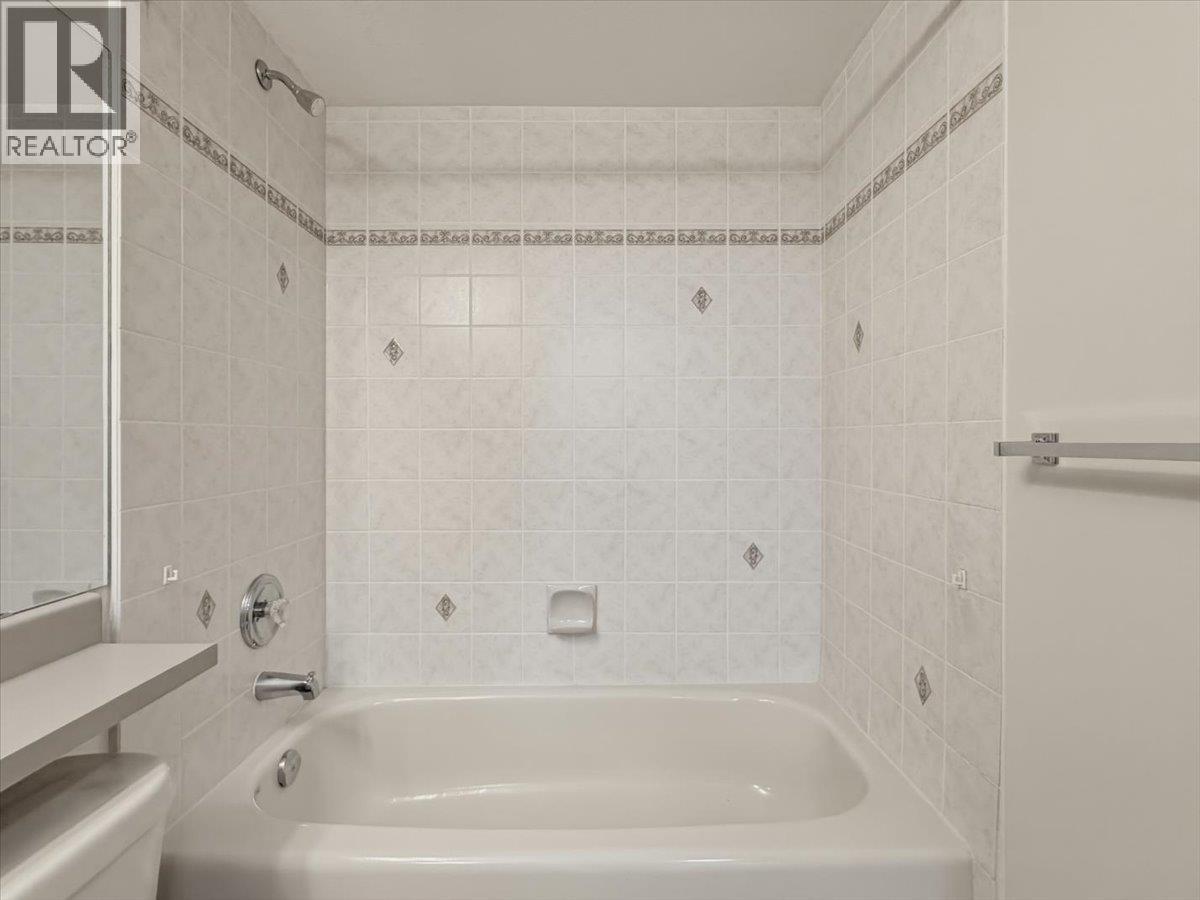 204 7431 Blundell Road Property Photo 7