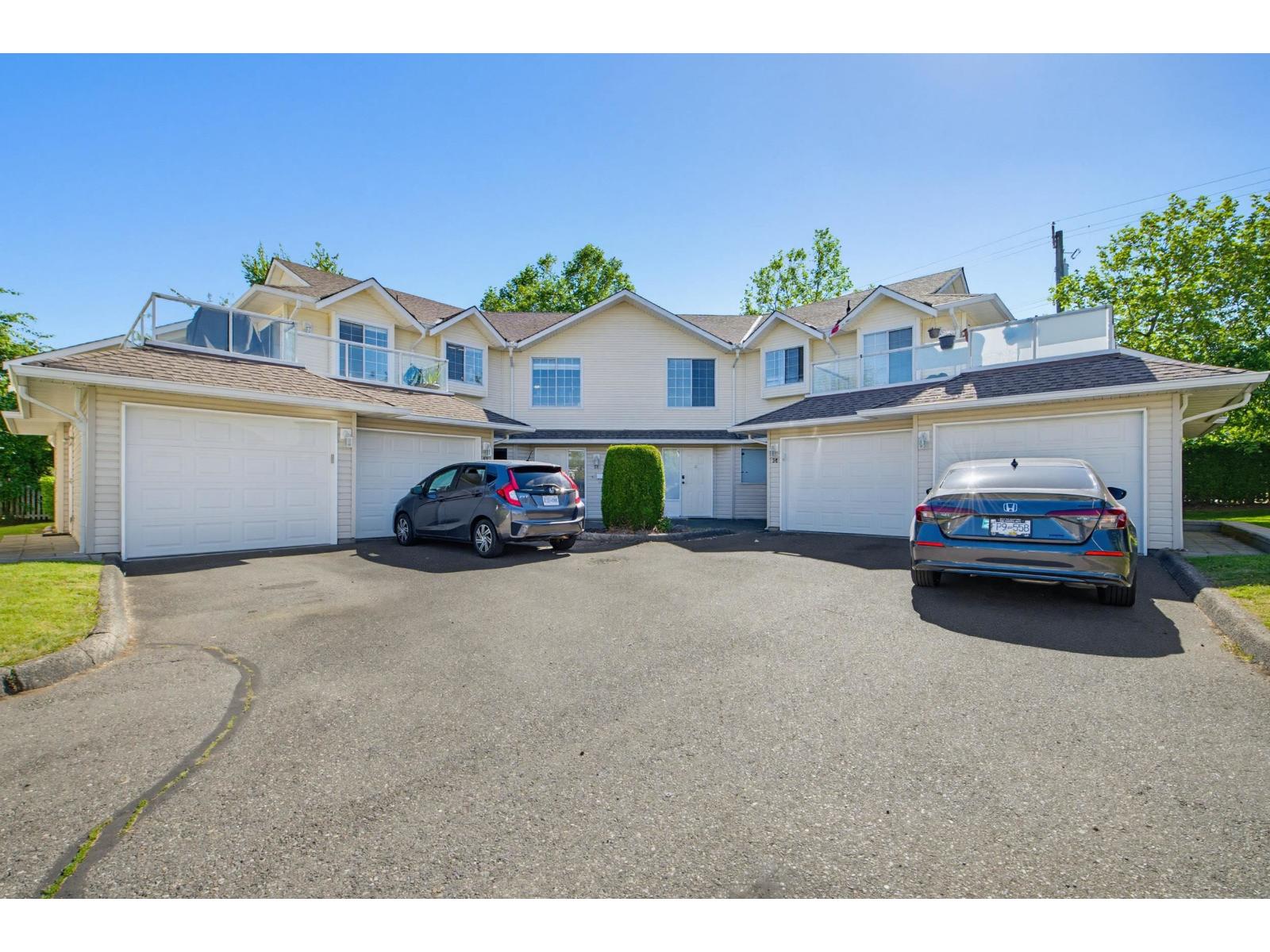 38 31255 Upper Maclure Road Property Photo 1