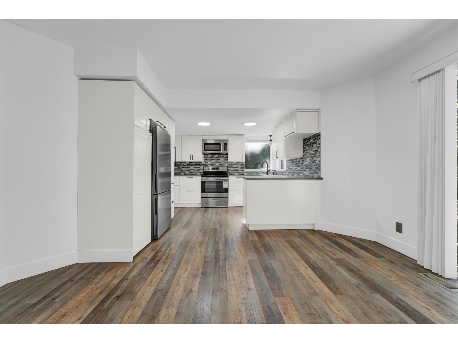33511 Kinsale Place Property Photo 9