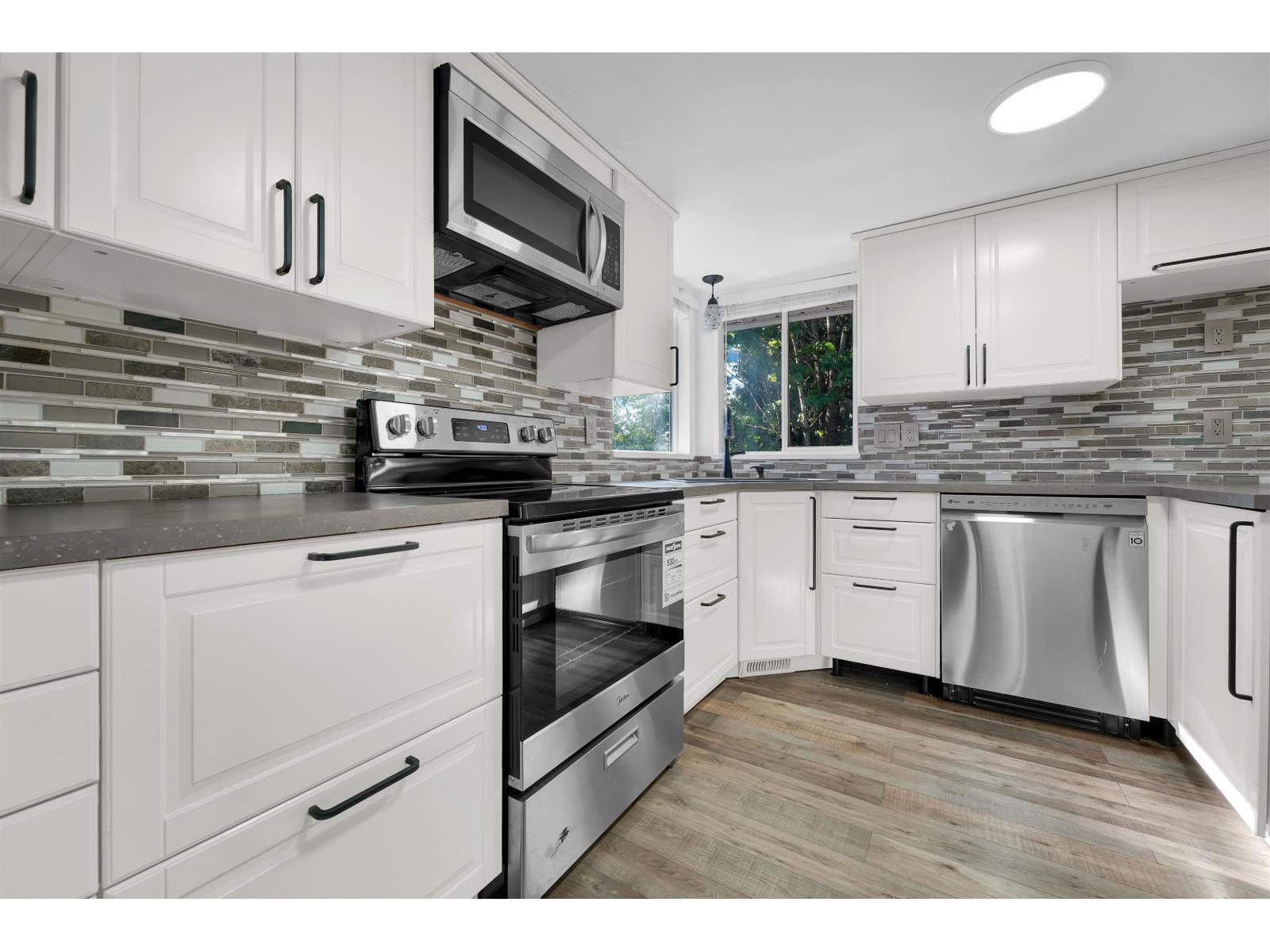 33511 Kinsale Place Property Photo 13