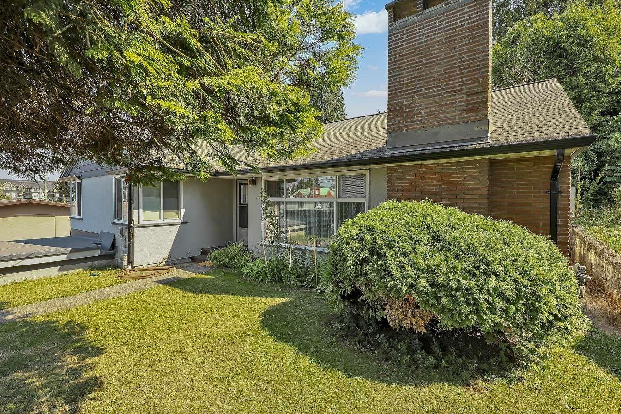 2374 HILLSIDE DRIVE Property Photo 1